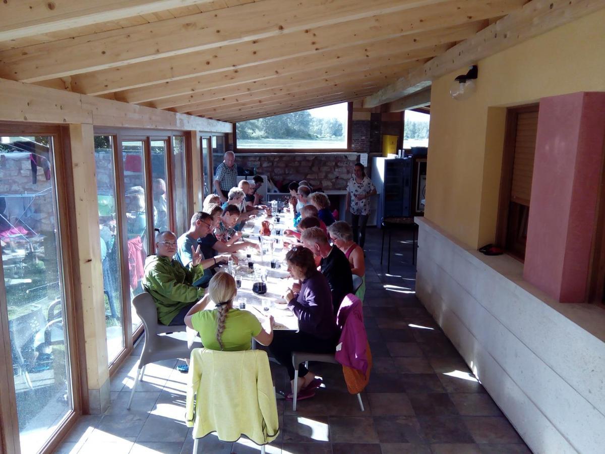 Hornillos Meeting Point  Hornillos del Camino Exterior foto